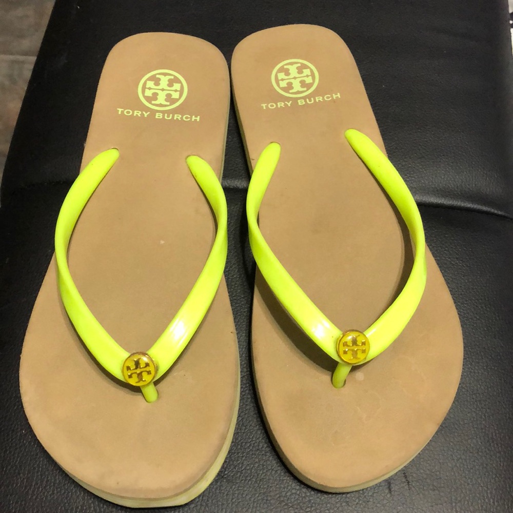 tory burch flip flop sandals